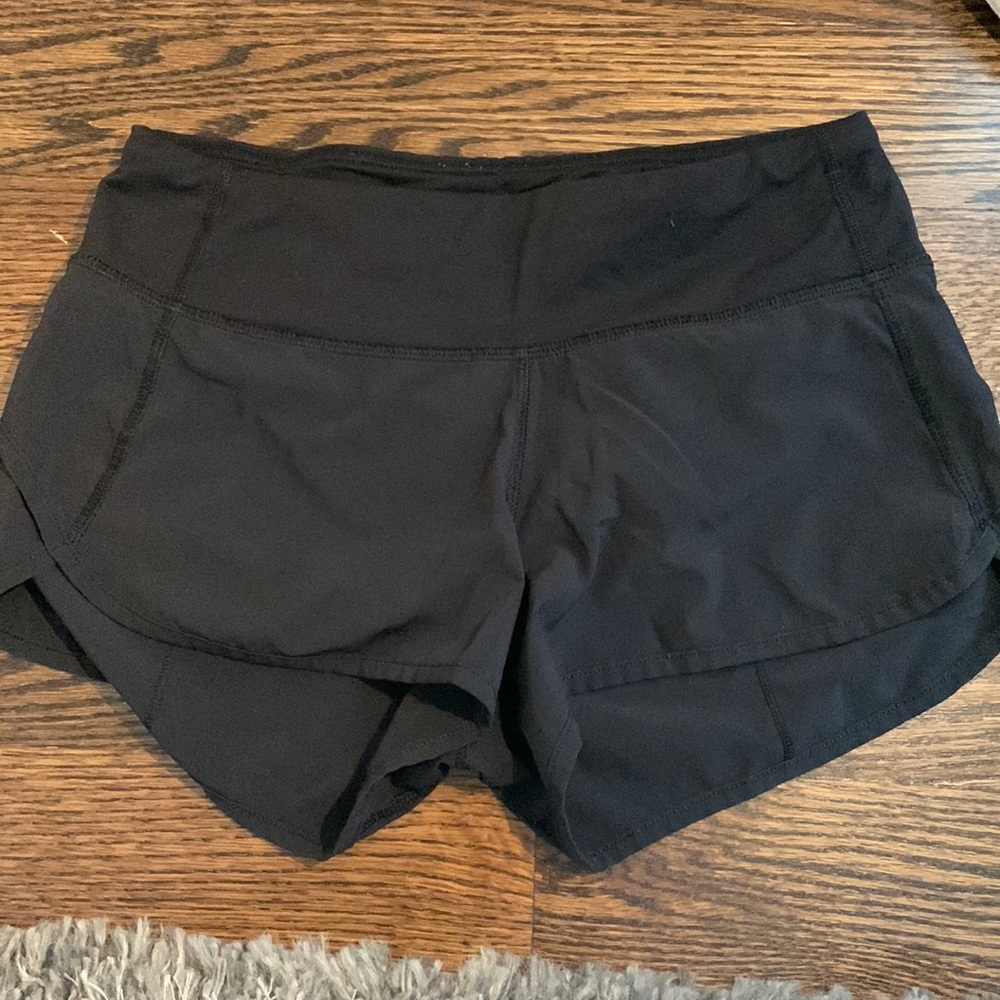 Black Lululemon Run Speed Up Shorts (2.5 inch) SIZE 2